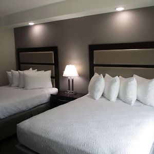 Queen Suite Disability Access